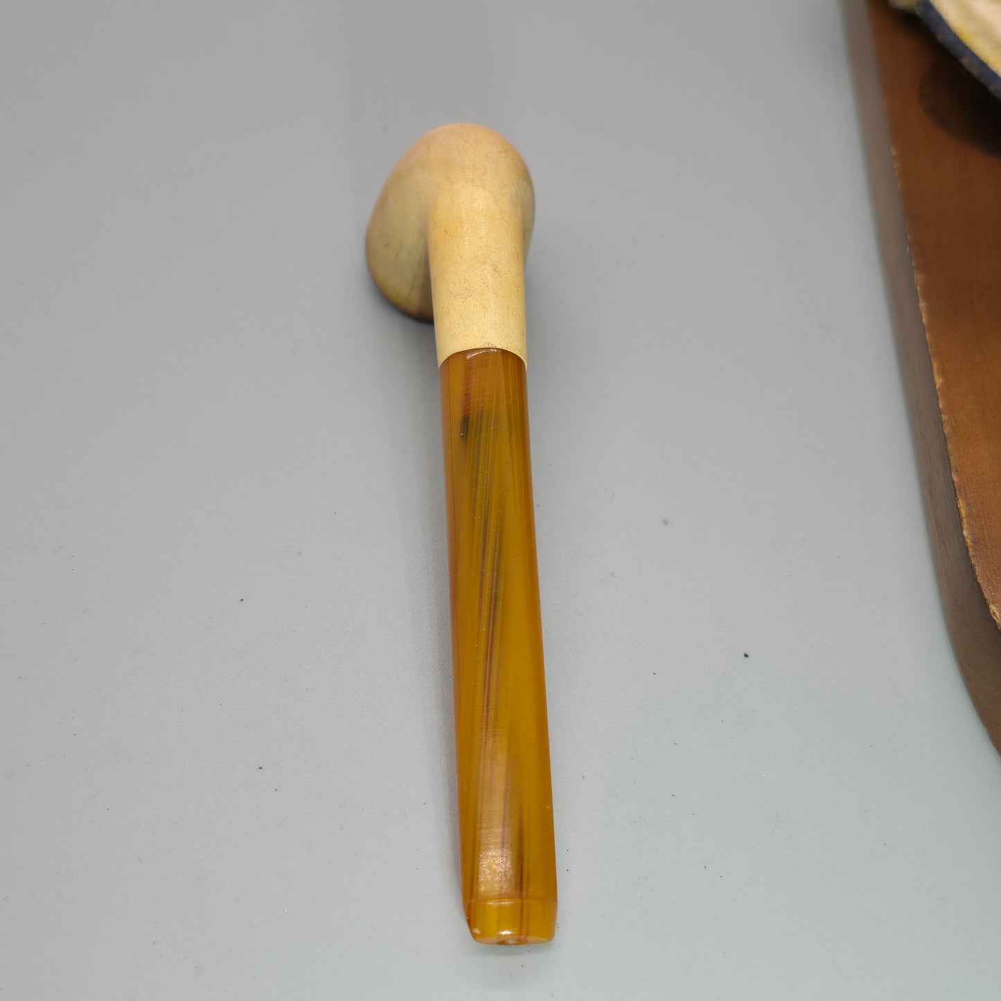 VERY RARE GENUINE FRISCHER MEERSCHAUM PIPE IN CASE NEAR MINT RESTORED