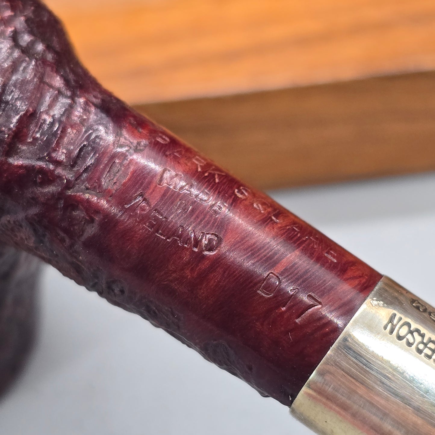 Rare 1998 Peterson's Park Square "LJ Peretti Co" D17 Pipe Sterling MINT! Ireland