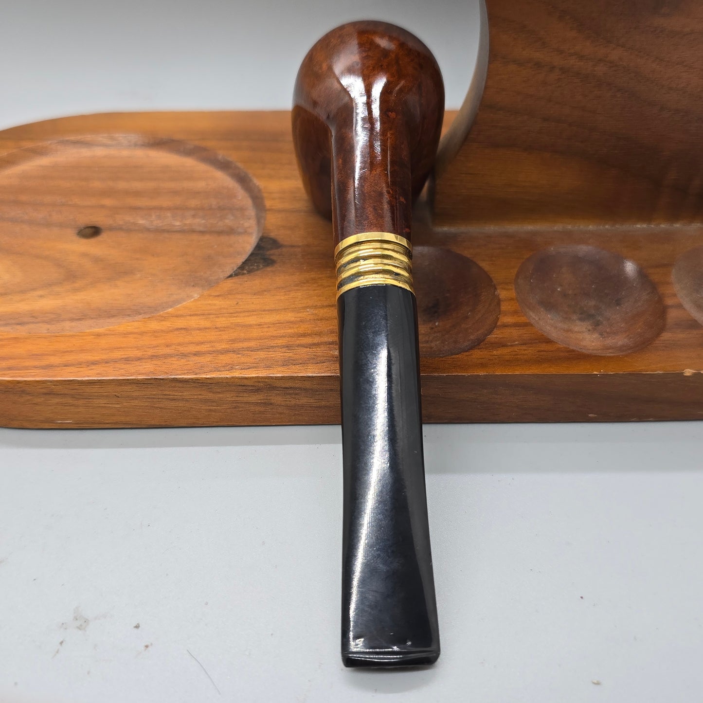 BIG BEN CONCORDE 402 MADE IN HOLLAND BEAUTIFUL PIPE MINT!