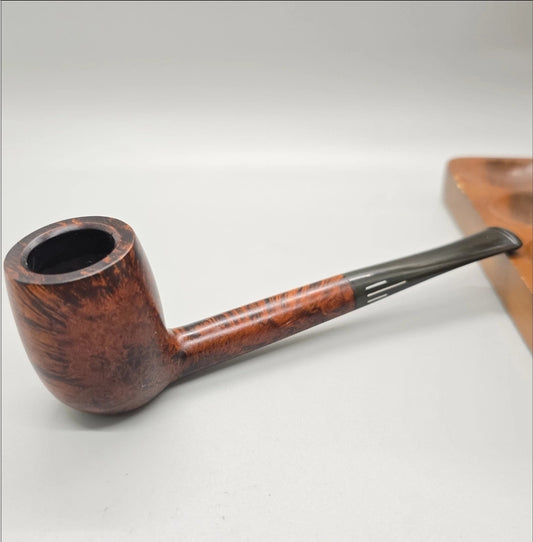 Stunning Comoy's The Guildhall 66 Canadian In MINT Condition! Comoy's Collection